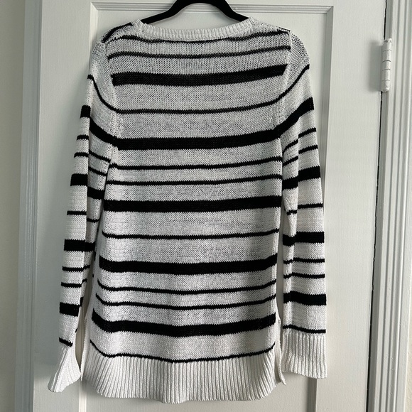 LL Bean Black White Stripe Cotton Tunic, Medium - Picture 2 of 5
